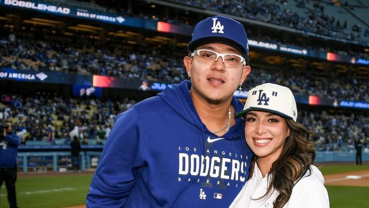 julio urias wife